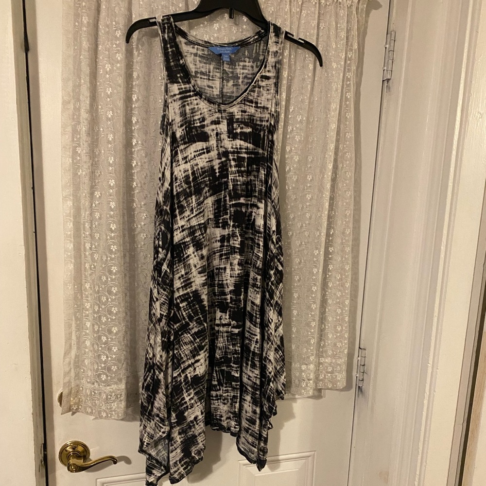 Vera Wang pockets dress
